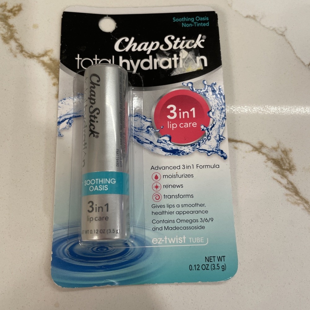 ChapStick Total Hydration Soothing Oasis Non Tinted 3-in-1 Lip Care Sealed New